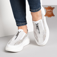 Бели дамски обувки от естествена кожа с модерна апликация от кожа на олекотено ходило с шита подметка с цип