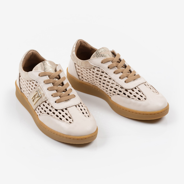 Бежови дамски кецове от естествена кожа със златист акцент