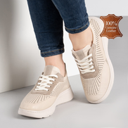 Бежови дамски кожени маратонки с перфорация и шита олекотена подметка