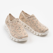 Бежови дамски ластични маратонки със супер удобно ходило – комфорт през целия ден