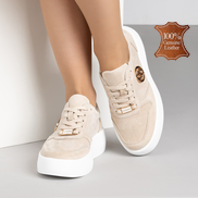 Бежови дамски обувки от естествена кожа с олекотена подметка и златиста катарама