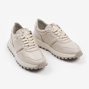 Бежови дамски спортни обувки от естествена кожа със златисти акценти и ортопедично ходило