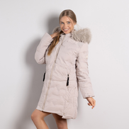 Бежово дамско ватирано яке с качулка и декоративни копчета