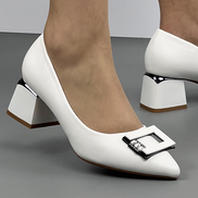 Бели дамски елегантни обувки QO1637 white