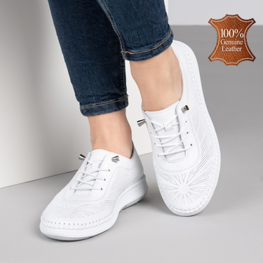Бели дамски кожени обувки с ортопедично ходило, ластични връзки и декоративна перфорация