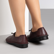 Бордо дамски обувки за всеки ден – шита подметка