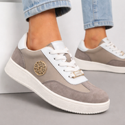 Дамски бежови кецове от естествена кожа с велурени акценти и олекотена подметка