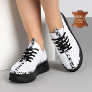 Дамски бели кецове от естествена кожа с перфорация