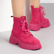 Дамски велурени боти в цвят фуксия – удобство и стил в едно