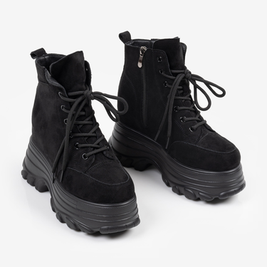 Дамски велурени боти на платформа – комфорт и стил