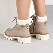 Дамски зимни боти с топла подплата и връзки – комфорт и стил всеки ден