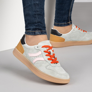 Дамски кецове от естествена кожа – зелен цвят с модерни цветни елементи