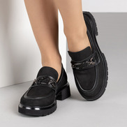 Дамски обувки в черен цвят с олекотена и ортопедична подметка