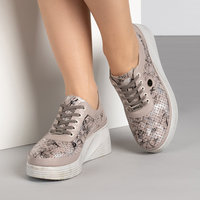 Дамски обувки от естествена кожа на платформа – розово-сив мраморен ефект