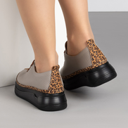 Дамски сиви кецове от естествена кожа с перфорация