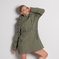 Дамско зелено яке – водоустойчиво, ветрозащитно, със сваляща се качулка