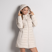 Дамско тънко яке с качулка в бял цвят – големи размери 2XL–6XL