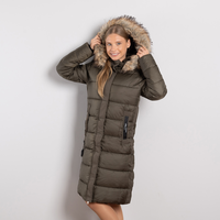 Дълго дамско зимно яке в зелен цвят с махаща се качулка и пух