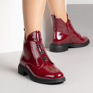 Елегантни бордо дамски боти на нисък ток сребристи детайли