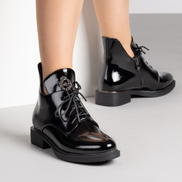 Елегантни черни дамски боти на нисък ток с връзки и цип