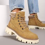 Жълти зимни боти с топъл хастар и грайферна подметка