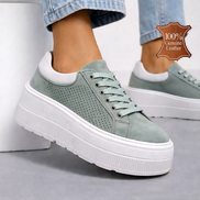 Зелени дамски кецове от естествен велур с перфорация и висока платформа