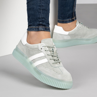 Зелени дамски кецове от естествена кожа с декоративна перфорация и удобна подметка