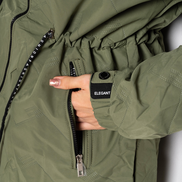 Зелено дамско спортно яке – зимно, водоустойчиво и топло, размери L–4XL