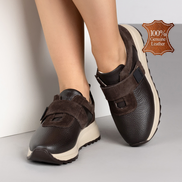 Кафяви дамски кожени маратонки с велкро – удобство и стил за всеки ден