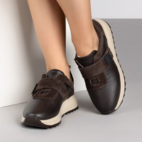 Кафяви дамски кожени маратонки с велкро – удобство и стил за всеки ден