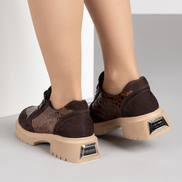 Кафяви дамски обувки от естествена кожа с ортопедична олекотена подметка и страничен цип