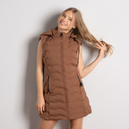 Кафяво дамско ватирано елече с махаща се качулка – стилен и практичен модел