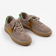 Комфортни дамски кецове в бежово от естествена кожа с шита подметка