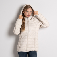 Леко дамско яке в бяло с махаща се качулка– големи размери 2XL–6XL