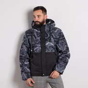 Мъжко ватирано яке с принт и качулка – модерна визия в черно и тъмно сиво, с надписи и стилен дизайн