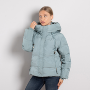 Светлозелено дамско зимно яке с качулка и връзки – модел Sдо2XL