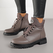 Сиви дамски боти от естествена кожа – удобен и стилен модел със стабилна подметка за ежедневие