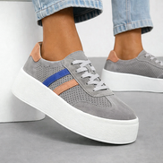 Сиви дамски кожени кецове с перфорация и олекотена подметка – удобство и стил за всеки ден