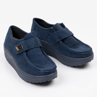 Сини дамски обувки от естествен велур с Walkmaxx подметка и велкро