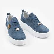 Сини дамски обувки от естествена кожа с олекотена подметка и златиста катарама