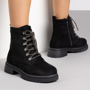 Стилни дамски велурени боти с дебела подметка