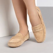 Тъмнобежови дамски мокасини със стелка от естествена кожа
