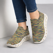 Цветни дамски ластични маратонки със супер удобно ходило – комфорт през целия ден