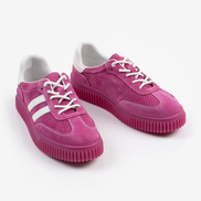 Цикламени дамски кецове от естествена кожа с декоративна перфорация и удобна подметка