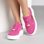 Цикламени дамски обувки от естествена кожа с олекотена подметка и златиста катарама