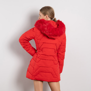 Червено дамско дълго ватирано зимно яке с махаща се качулка и пух-топъл и модерен модел