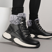 Черни дамски боти с пух – модерни и топли, с удобна спортна подметка за зимния сезон