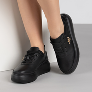 Черни дамски кецове от естествена кожа с украса на пчела на олекотена подметка