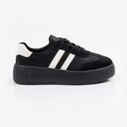 Черни дамски кожени кецове с перфорация и олекотена подметка – удобство и стил за всеки ден