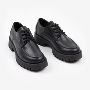 Черни дамски кожени обувки с връзки – ежедневен комфорт